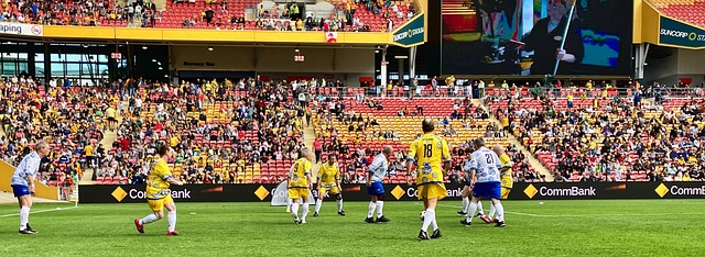 中超第21輪廣州隊2-0長春亞泰 小將淩傑譚凱元連場破門.